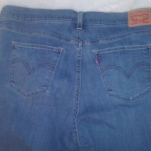 Women's Levi's
